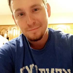 Meet your Posher, Dustin